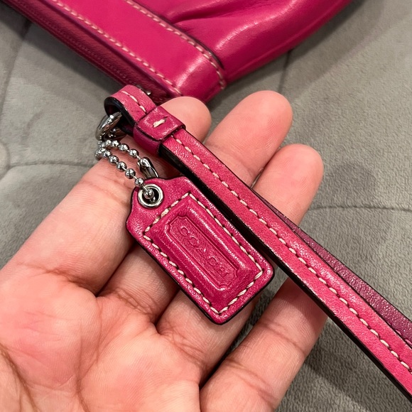 Coach Pink Wristlet - Picture 5 of 15